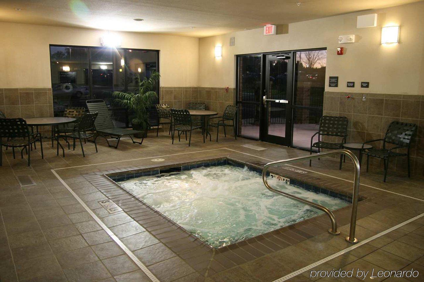 Hampton Inn & Suites New Castle, Pa Instalações foto